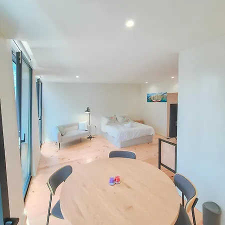 Breeze 2 * 포르투